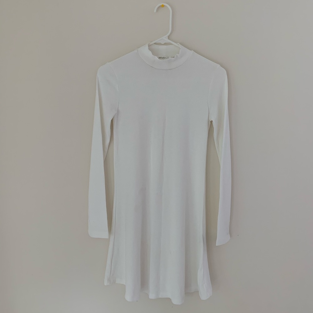 Cute white turtleneck dress for winter!